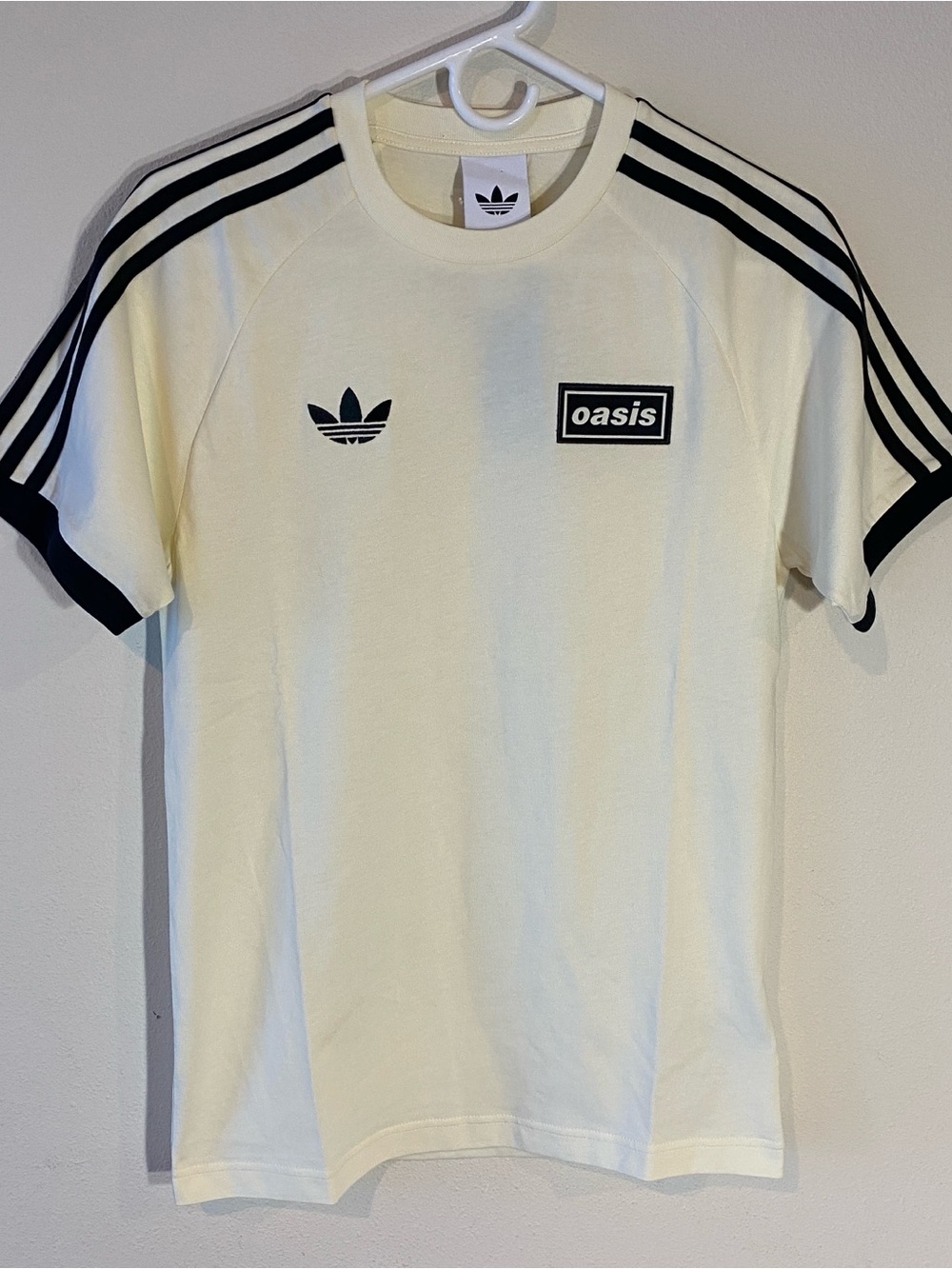 Adidas X Oasis Three Stripes Tee Live 25’ Cream $55 - XS Extra Small